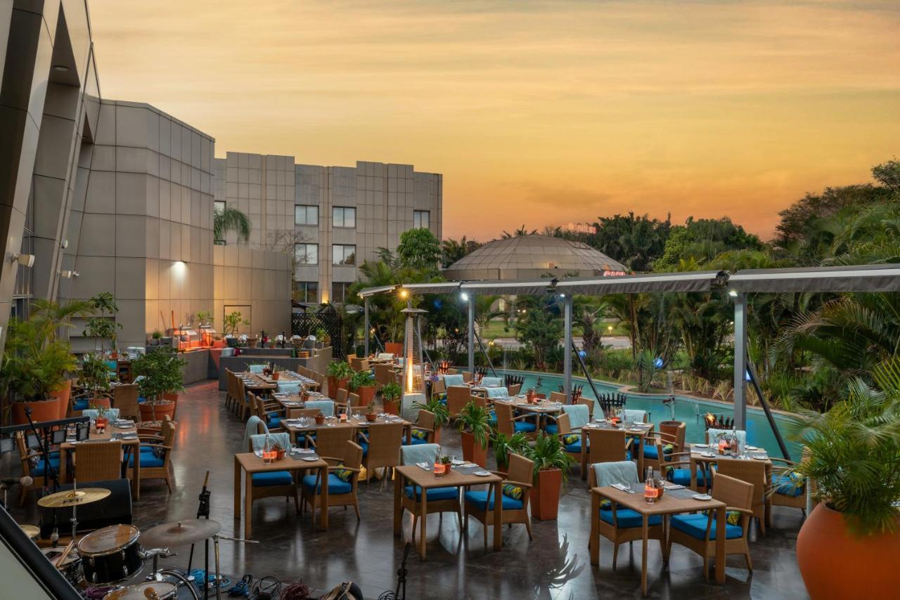 Radisson Blu Hotel Lusaka Exterior photo The Pool Bar