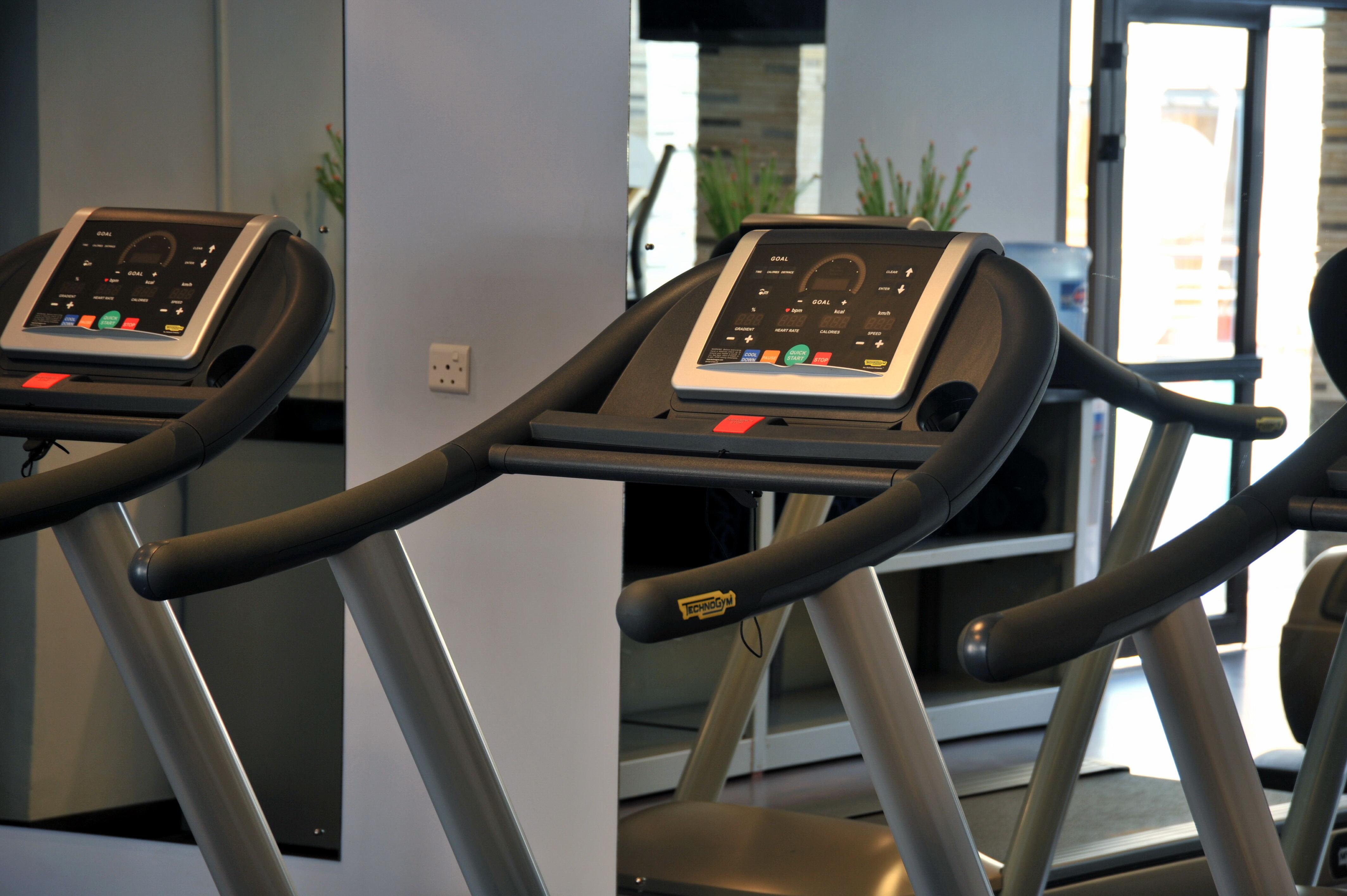 Radisson Blu Hotel Lusaka Exterior photo A treadmill