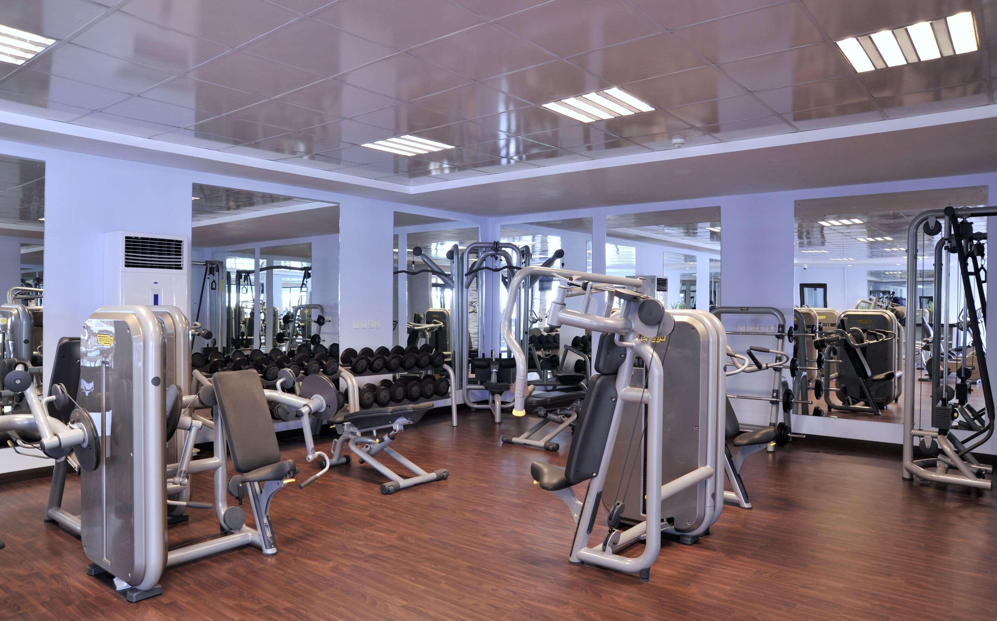 Radisson Blu Hotel Lusaka Exterior photo A gym in a hotel