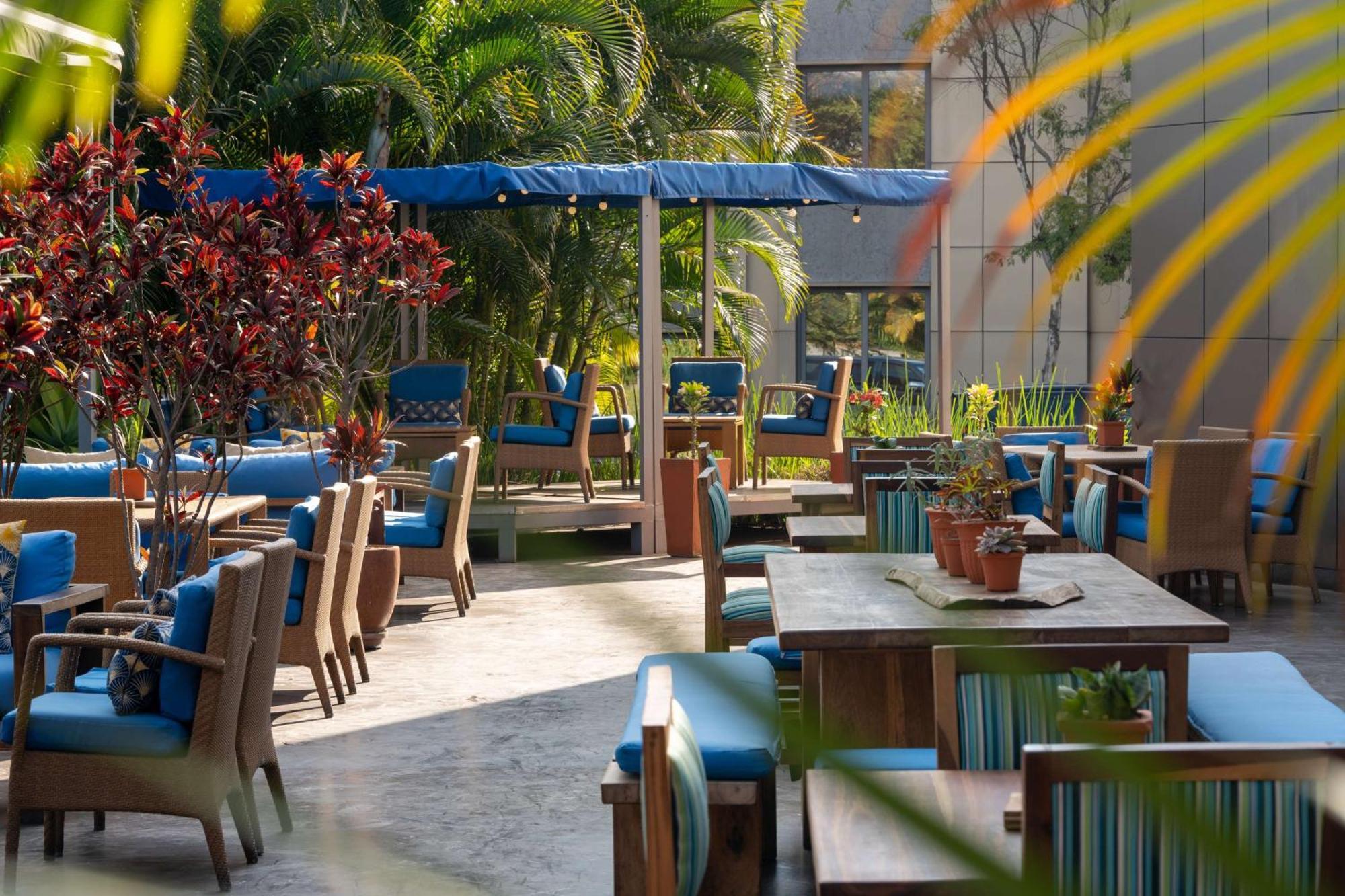 Radisson Blu Hotel Lusaka Exterior photo The Terrace