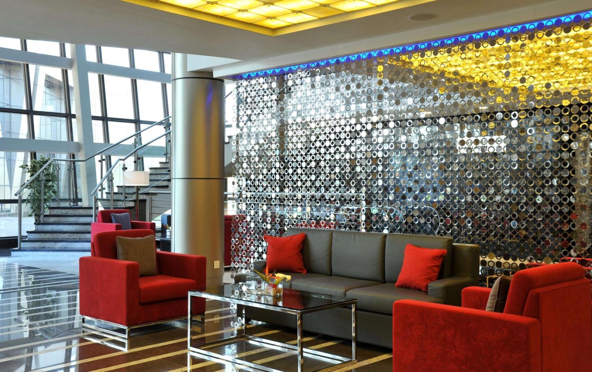 Radisson Blu Hotel Lusaka Exterior photo The lobby of the hotel